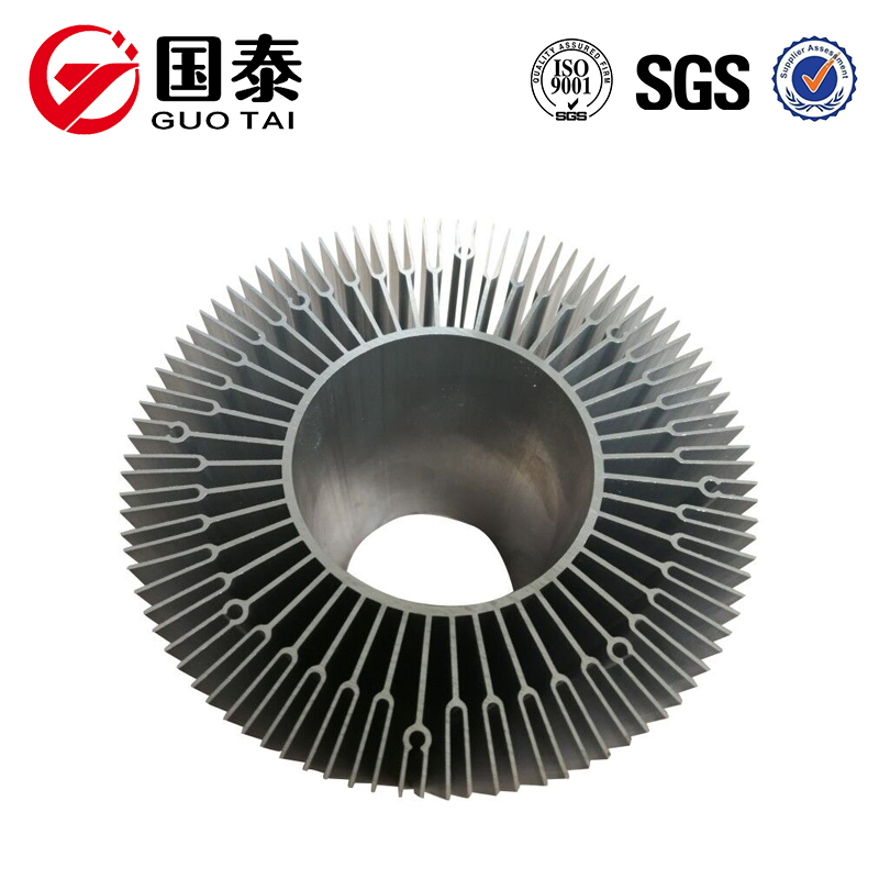 το ψυγείο αλουμινίου οδήγησε εξώθησης αλουμινίου. Παραγωγή αλουμινίου βάρους