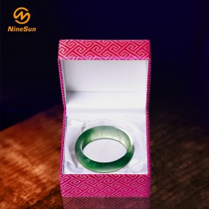 Κόκκινο χρώμα κουτί βαρύ για γυναίκα