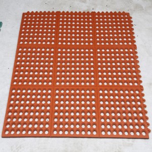 Υψηλής ποιότητας ανθεκτικότητα στη συμπίεση Ελαστικό δακτύλιο SBR από στρώμα από καουτσούκ για προστασία από χλόη