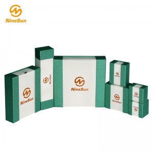 Φτηνές τιμές προσαρμοσμένο λογότυπο τυπωμένο λευκό χαρτόνι δώρο κοσμήματος κουτί