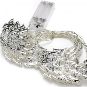 Σιδερένιο χριστουγεννιάτικο δέντρο