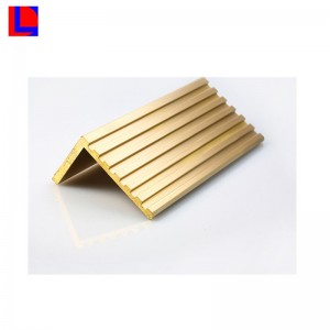 Διακοσμητικό, αντιολισθητικό, εύκαμπτο σκαλί αλουμινίου