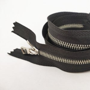 3 号 双 点 牙 片口