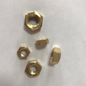 εξαγωνικό παξιμάδι