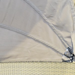 Κάθετο Uvb υπαίθριο ψάθινο κρεβάτι στην παραλία