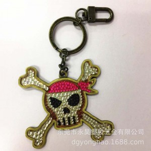 P051 μπρελόκ με διαμάντια