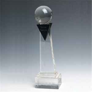 Crystal Trophy με μπάλα στην κορυφή