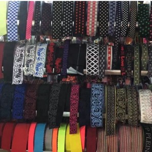 Ειδικές μαλακές ελαστικές λωρίδες σχεδιασμού για ρούχα