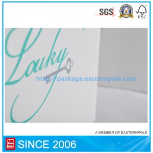 Ανακυκλωμένο χαρτοσακούλα για ρούχα