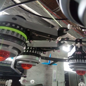 Εργοστάσιο διπλό κατασκευαστής μηχανή καπάκι γόνατο γόνατο στην Κίνα