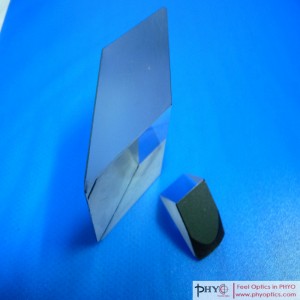 Ρομβικό πρίσμα