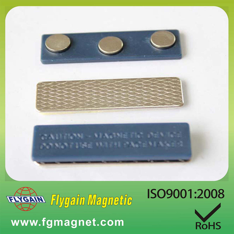 Φτηνές τιμές έθιμο επαναχρησιμοποιήσιμο μέταλλο κενό μαγνητικό όνομα Badge