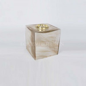 γυάλινα αξεσουάρ μπάνιου με μεταλλική αντλία