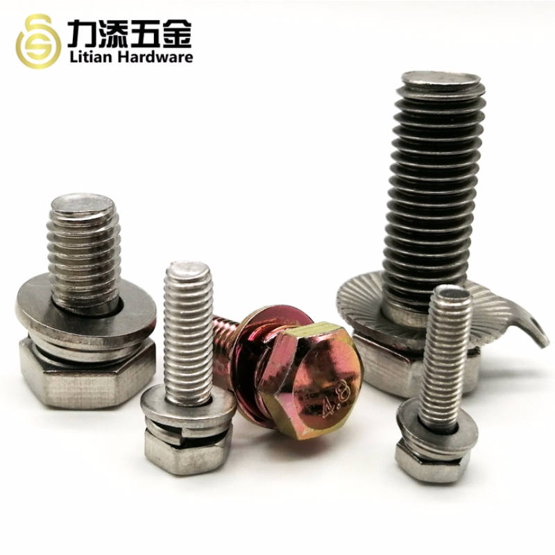 Διαφορετικά μεγέθη ροδέλες και βίδες από χάλυβα