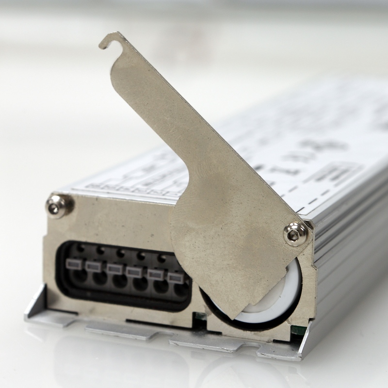 184009 ΟΛΟΚΛΗΡΩΜΕΝΟ FLUO AC + BALLAST ΕΚΤΑΚΤΗΣ ΑΝΑΓΚΗΣ