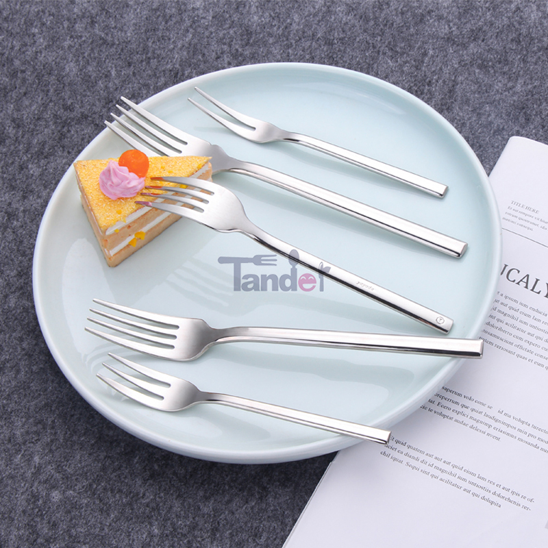 Πλαίσιο σχέδιο 21pcs μεταλλικά μαχαιροπήρουνα συμπόσιου