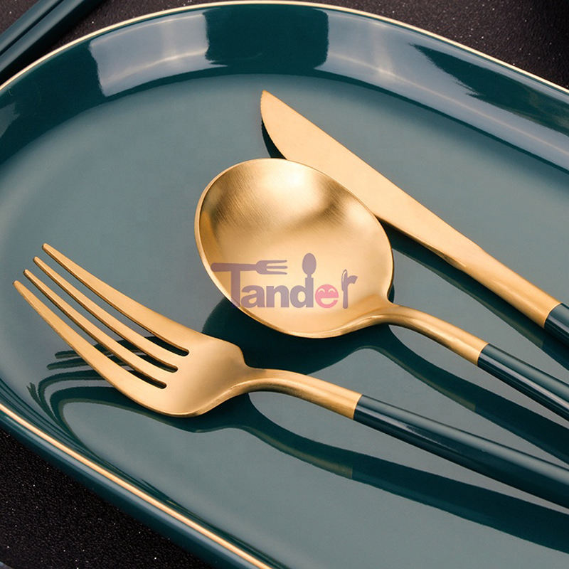 Πράσινο Χειριστήριο Ατσάλινο Γάμος Πλήρες εστιατόριο Matte Gold Spoon Fork Knife Cutlery Set