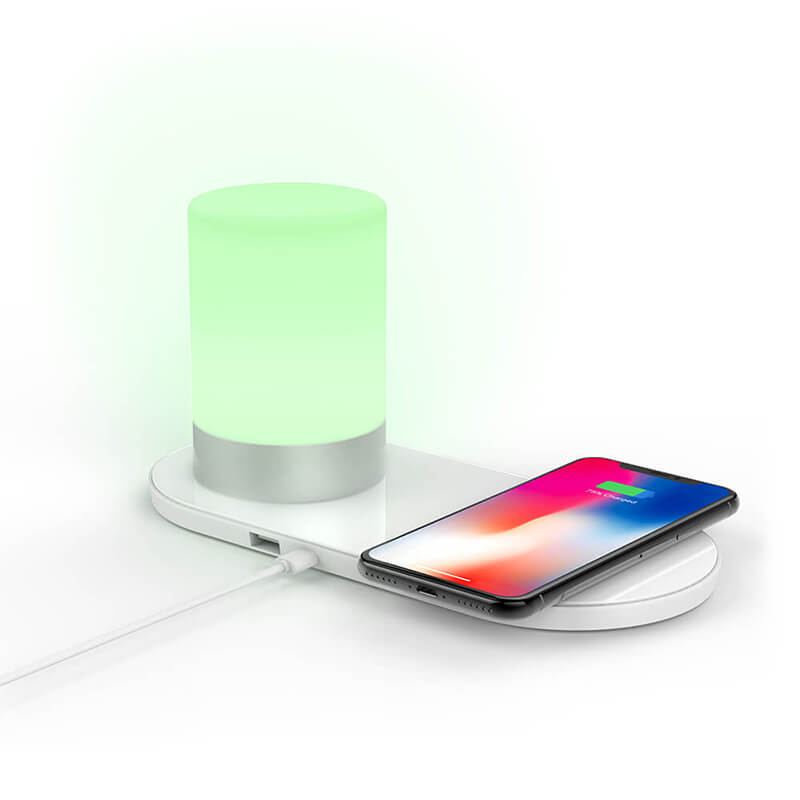 Λάμπα RGB με ασύρματο φορτιστικό σταθμό (για iPhone ή ανδροειδές τηλέφωνο)