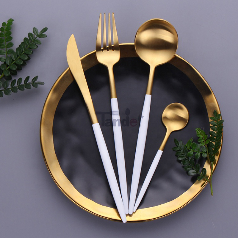 304 Ματ μαχαιροπίρουνα μαχαιροπίρουνα κορεάτικα μαχαιροπίρουνα με λευκή λαβή για δώρο γάμου