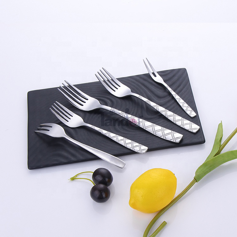 Γραμματοδρομία φθηνό 16pcs εστιατόριο που χρησιμοποιεί ξενοδοχεία μαχαιροπήρουνα