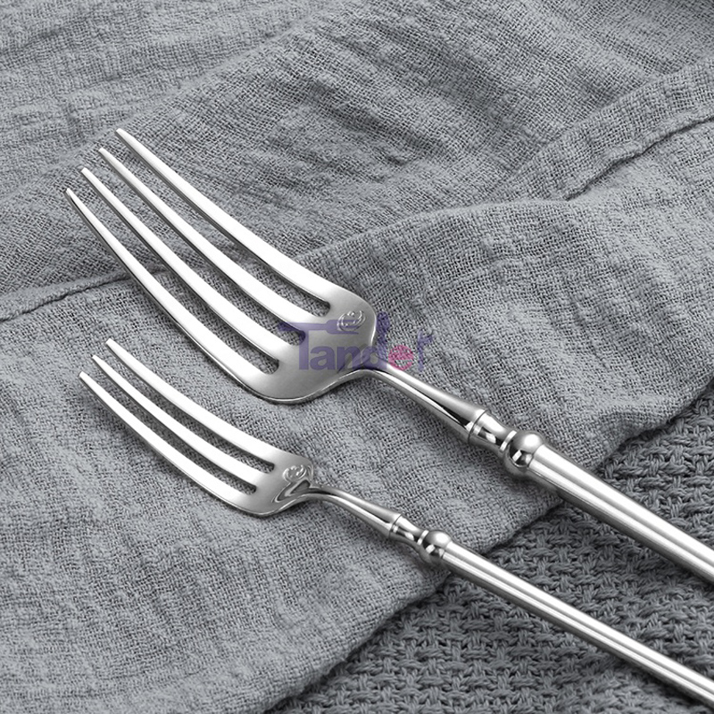 υψηλής ποιότητας μακριά μαχαιροπίρουνα σετ μαχαιροπήρουνων, ασημένια μαχαιροπίρουνα σετ με ξυλάκια