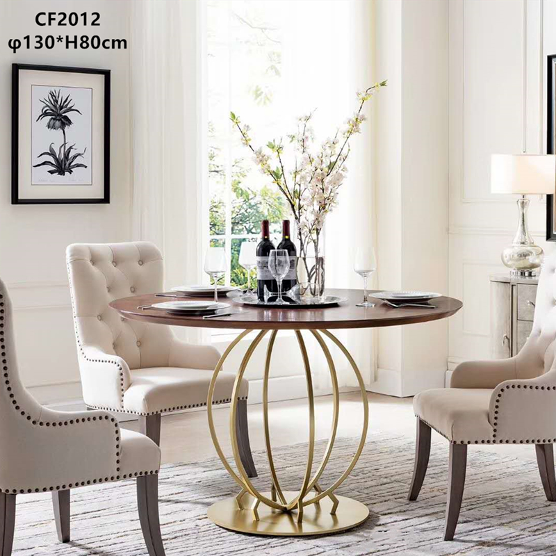 Τραπέζι φαγητού, μεταλλικό τραπέζι, τραπέζι από μασίφ ξύλο, μαρμάρινο τραπέζι, τραπέζι ξενοδοχείου