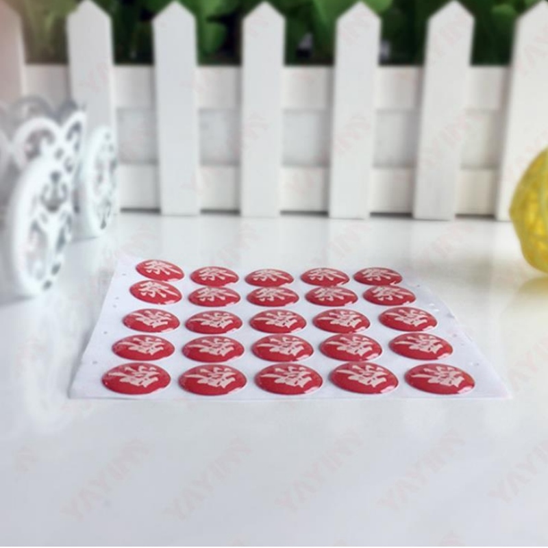 Στιγμιότυπα ειδικής έγχρωμης οθόνης μετάξι που στάζουν από εκλεκτική κόλλα, έγχρωμα αυτοκόλλητα διαφανή ετικέτα PVC που στάζει κό...