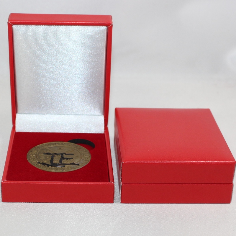 Στοιχείο V-17 τετράγωνο Δερμάτινο κουτί Χαρτί για κέρμα 45 * 53 mm, σήμα, μανικετόκουμπα, κλιπ πορτοφολιού κ.λπ. mm. 68 * 80 * 30, βάρη περίπου 62g