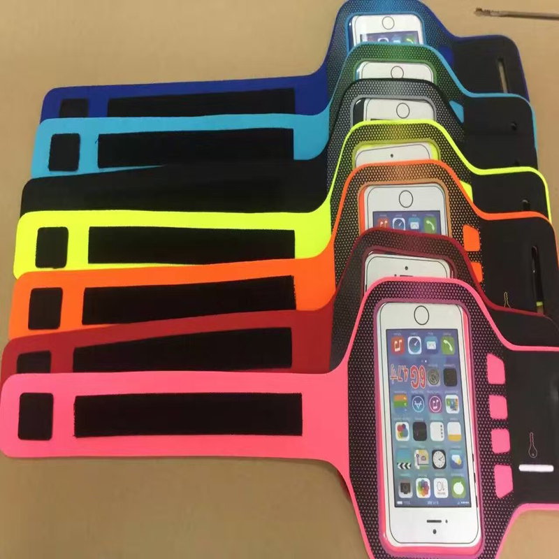 Διαφανές σακούλες χεριού με οθόνη αφής για άνδρες και γυναίκες αθλητές σε υπαίθριο σάκο χεριού