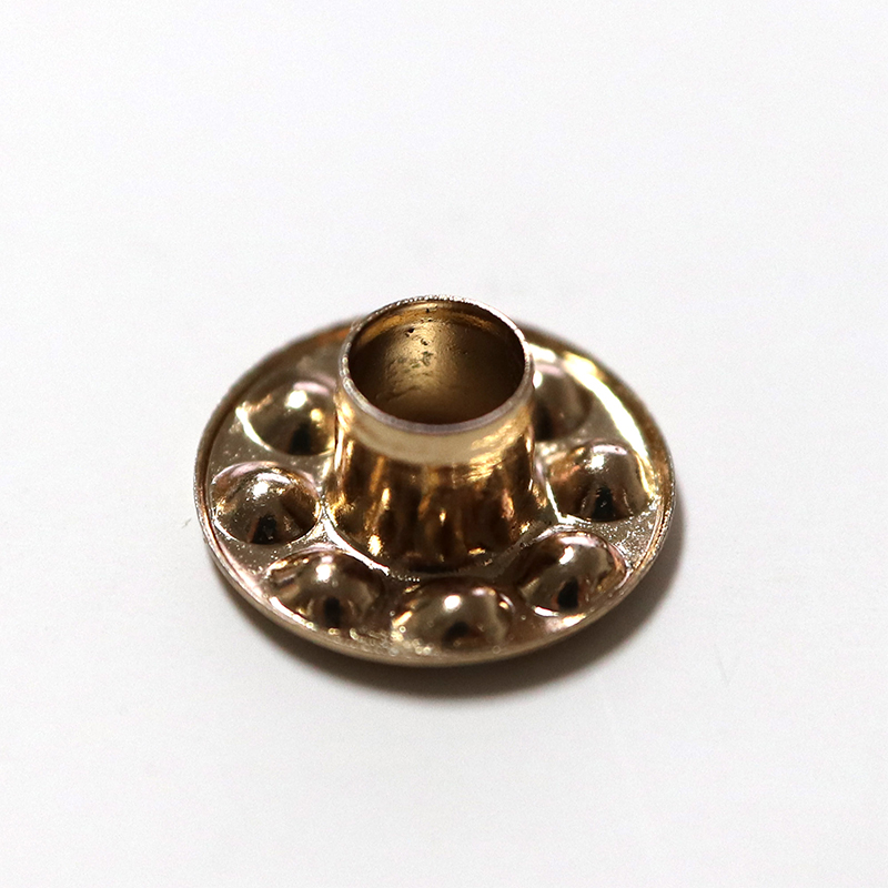 αγκράφες παπουτσιών .....