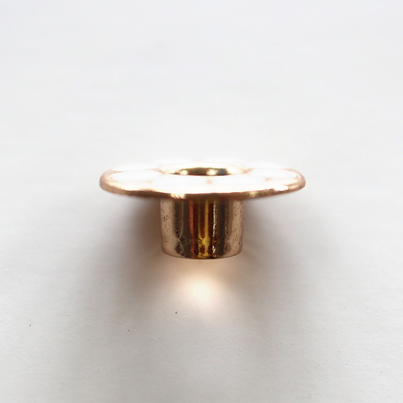 αγκράφες παπουτσιών .....