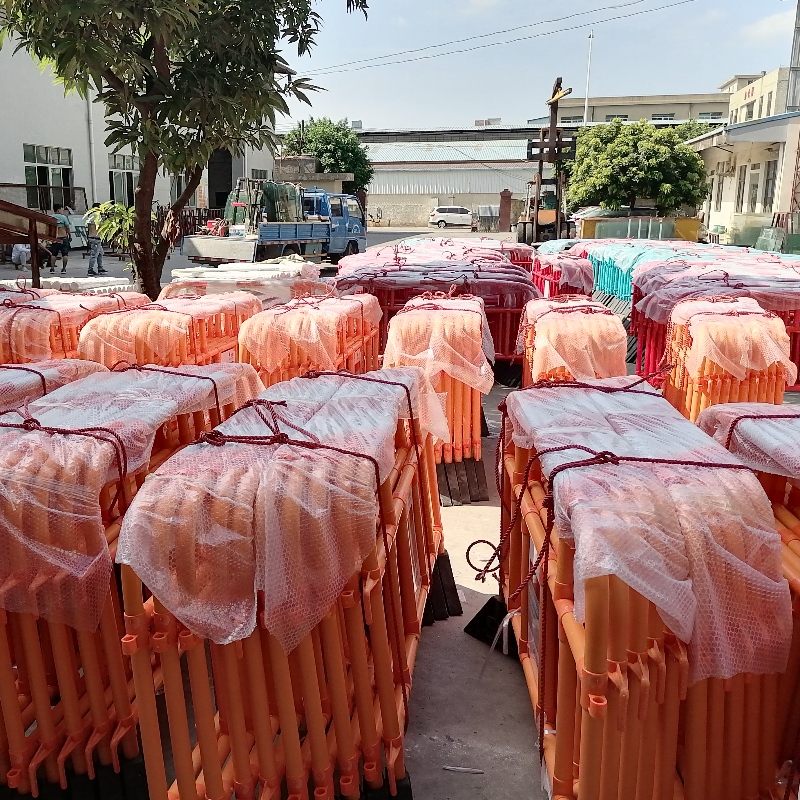 Πεζογέφυρα για συναυλίες, αθλητικές εκδηλώσεις και παρελάσεις πλαστικό οδόφραγμα PVC παρκάρισμα οδόφραγμα