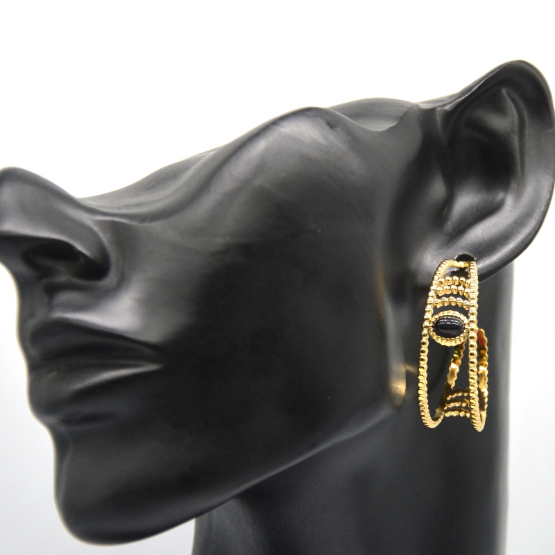 Χρυσά σκουλαρίκια, σκουλαρίκια σε σχήμα C, μαύρος αχάτης, ευαίσθητα γυναικεία αυτιά, υποαλλεργικά κοσμήματα, εργοστάσιο επεξεργα...