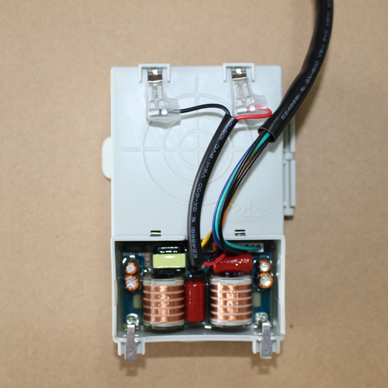 Η συγκόλληση Fm-107 είναι ένα διαλύτης χωρίς δύο συστατικά πολυουρεθανικό συγκολλητικό υλικό