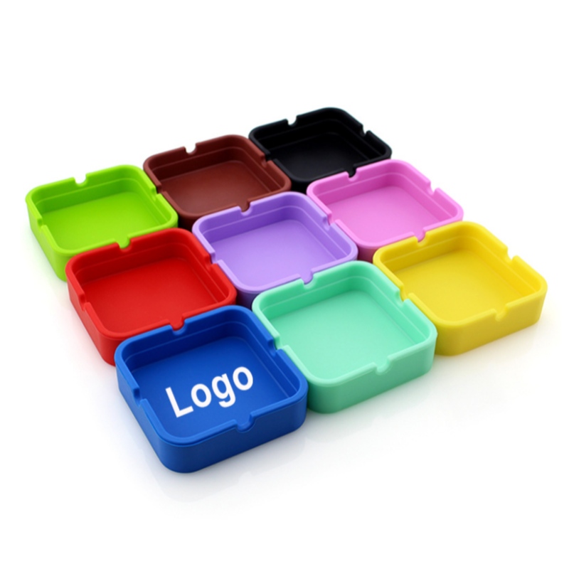 Μικρό τετράγωνο τασάκι