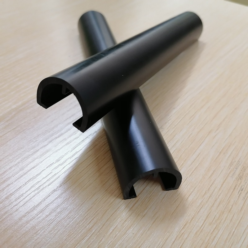 Προσαρμοσμένο κατασκευαστή PVC-επιβραδυντικό προφίλ PVC C-Channel για προστατευτική ταινία από τον προμηθευτή της Κίνας