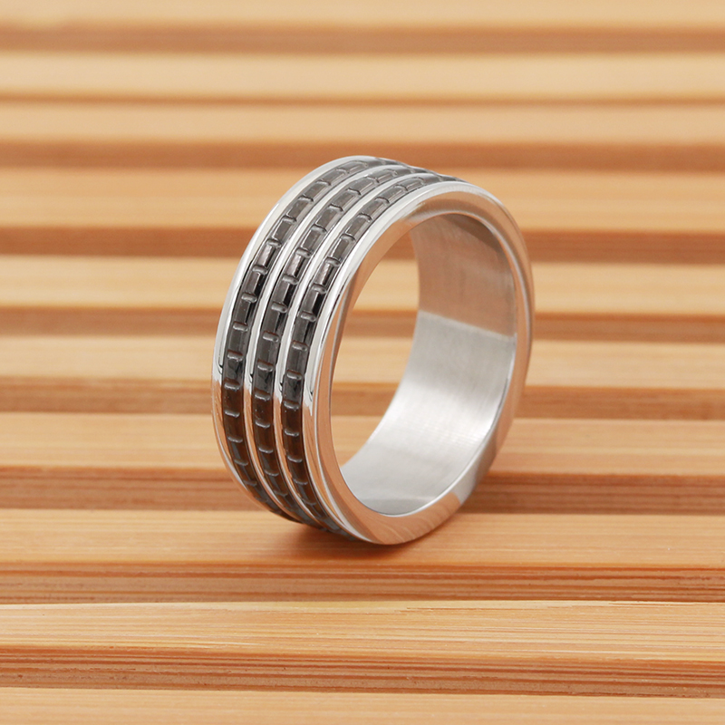 Ανδρικό δαχτυλίδι από ανοξείδωτο ατσάλι με δύο τόνους
