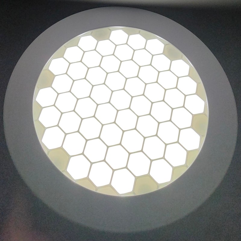 Λεπτό πάνελ UGR \u003C19 6w 12w 24w 36w