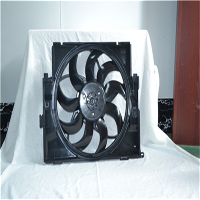 OEM # 17428641964 17427640511 17428621192 Συγκρότημα ανεμιστήρα ψύξης αυτοκινήτου για BMW F30 F35