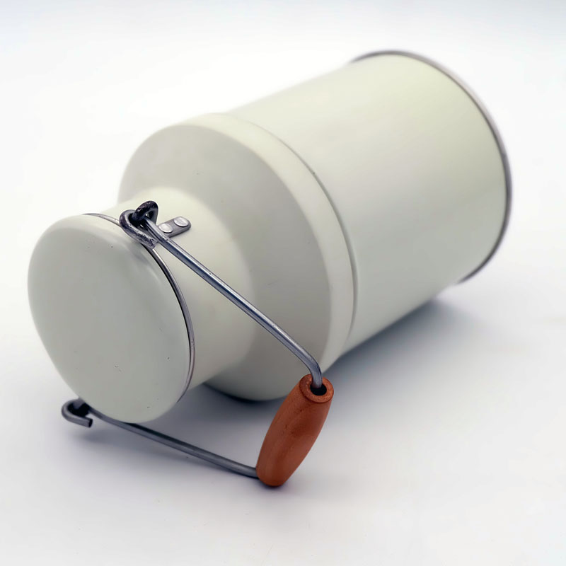 κονσέρβα γάλακτος κασσίτερου