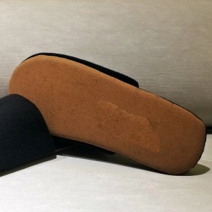 Παντόφλες πουλόβερ πουλόβερ