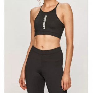 Σκληρό αθλητικό κοστούμι