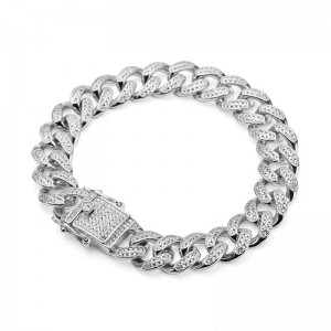 Το καλώδιο hip-hop είναι γεμάτο βραχιόλια τρυπανιού