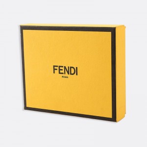 όμορφο κουτί δώρου χαρτιού χαρτονιού