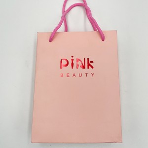 Χαρτοσακούλες που ενισχύουν την αξία της μάρκας