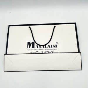 τσάντα αγορών χαρτιού