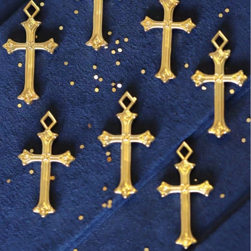 18K χρυσό σταυροειδές σκουλαρίκια για γυναίκες