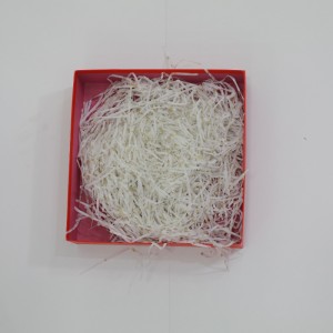 Χρώμα γέμιση με τεμαχισμένο χαρτί