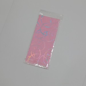 Πολλαπλές έγχρωμες χαρτί για έργα βιοτεχνίας, διακόσμηση ή ανάγκες δώρων για όλες τις περιόδους