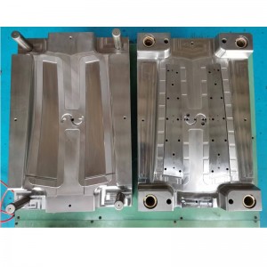 Τρία σύνολα καλουπιών με έγχυση